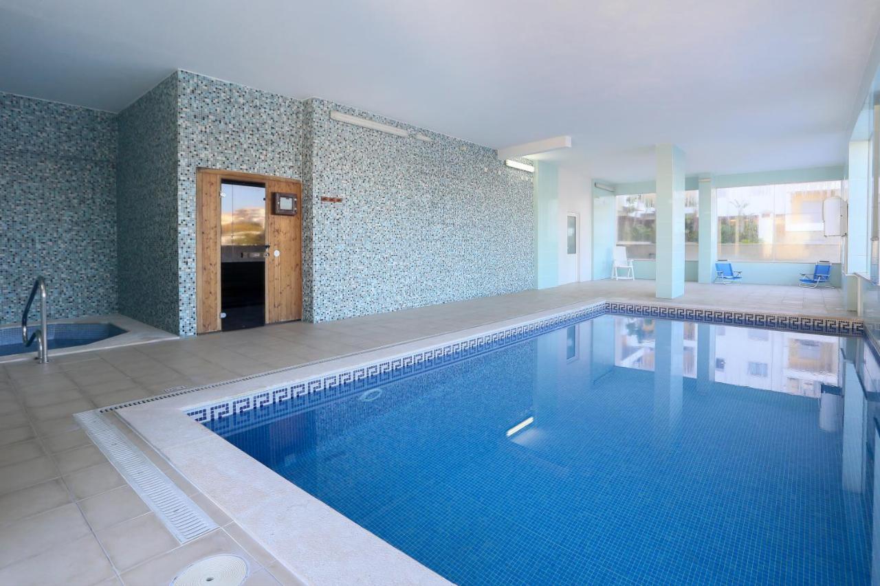 3 Bedroom With Indoor Pool * Lagos
