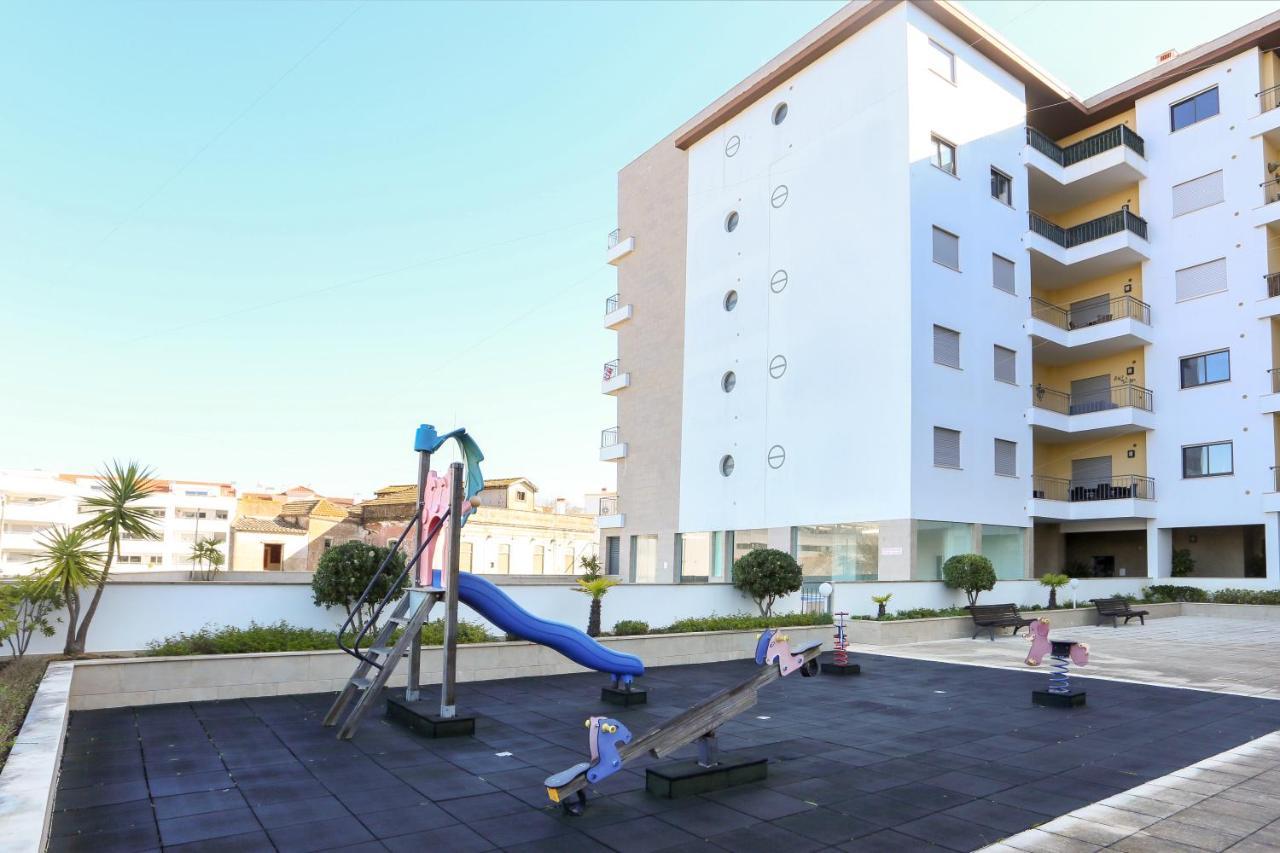3 Bedroom With Indoor Pool Lagos